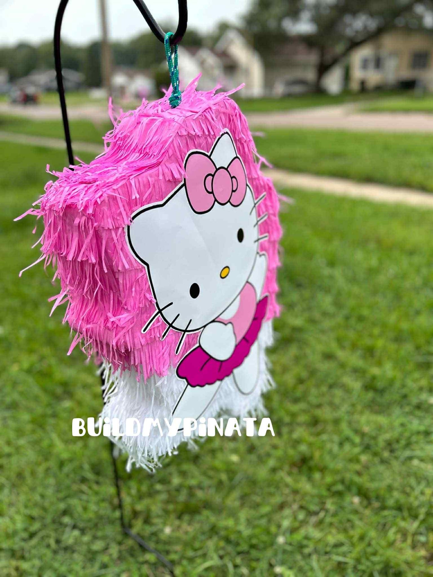 hello kitty pinata