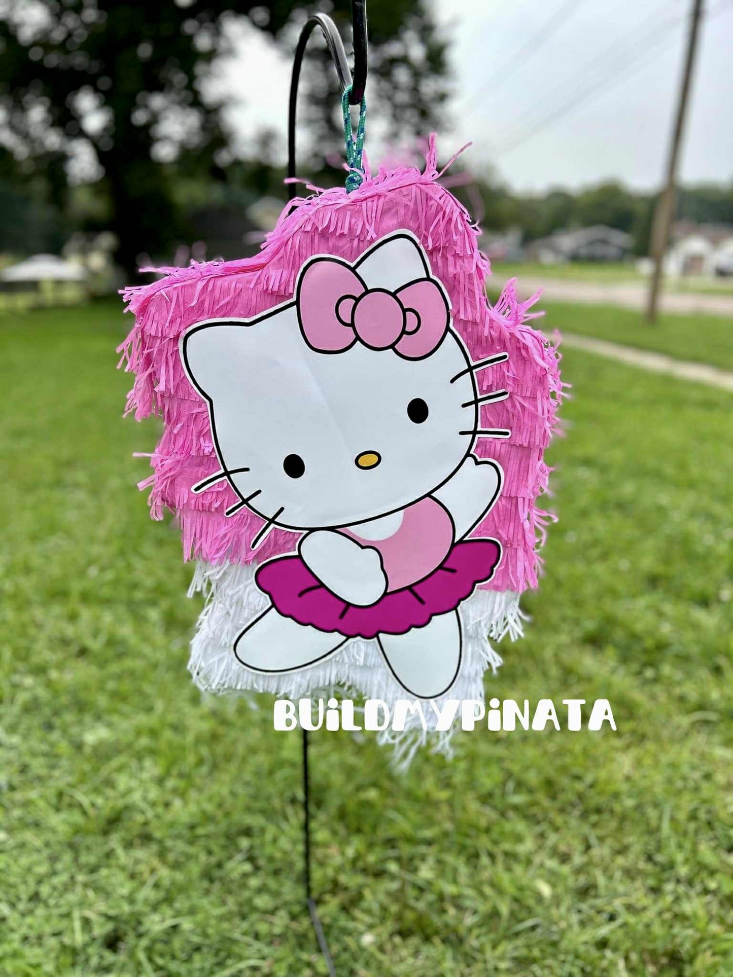 hello kitty pinata